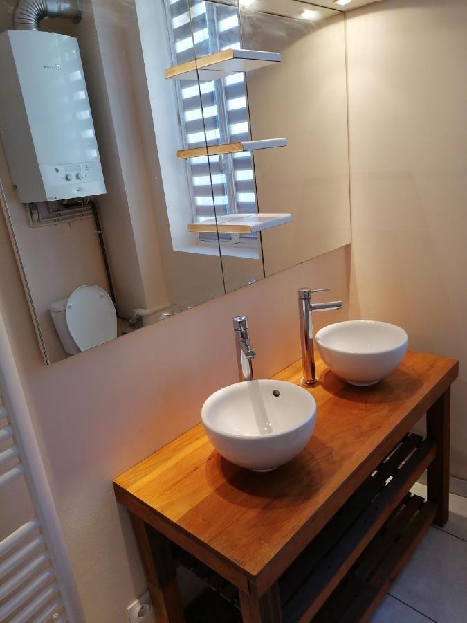 Au Thiernois Apartment Thiers Bagian luar foto